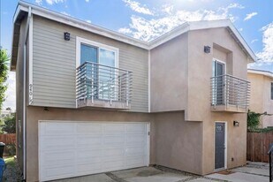 940 Marietta St in Los Angeles, CA - Building Photo