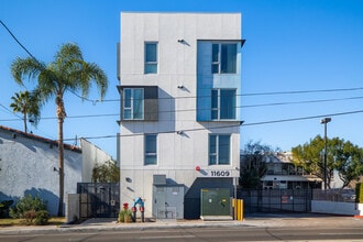 Westhaven in Los Angeles, CA - Building Photo - Building Photo