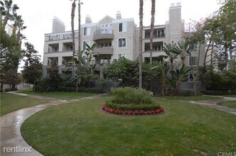 2243 Martin in Irvine, CA - Building Photo - Building Photo