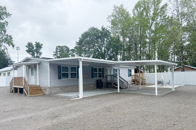 property at 170 Brentwood Dr