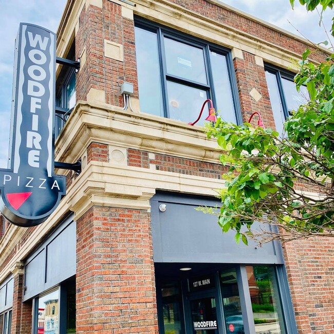125 W Main St, Unit B