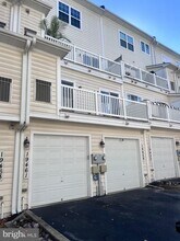 19461 Dover Cliffs Cir in Germantown, MD - Building Photo - Building Photo