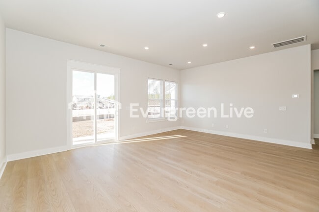 129 Bloomsbury St in Goose Creek, SC - Building Photo - Building Photo