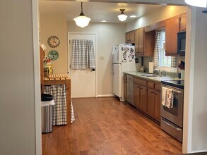 1512 Arrow Wood Rd in Knoxville, TN - Building Photo - Building Photo