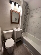 931 S 74th St, Unit Upper in West Allis, WI - Building Photo - Building Photo