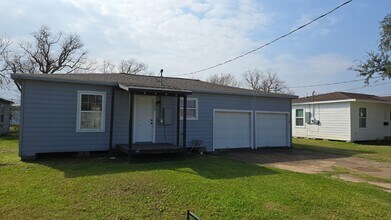1708 W 5th St in Freeport, TX - Building Photo - Building Photo