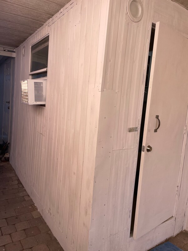 3131 W 16th Ave in Hialeah, FL - Building Photo - Building Photo