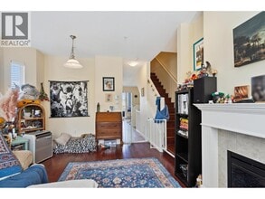 160 Pembina St in New Westminster, BC - Building Photo - Building Photo