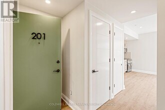 10 McArthur Ave. in Ottawa, ON - Building Photo - Building Photo