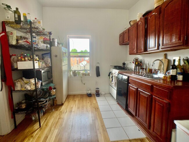 property at 206 4th St