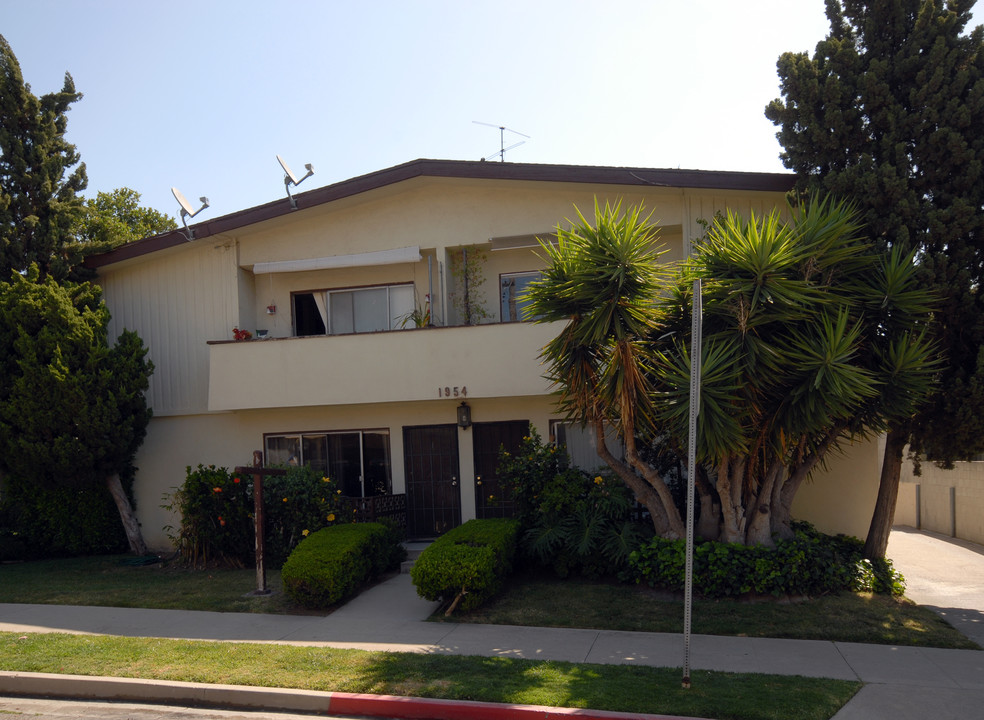 1954 Cheremoya Ave in Los Angeles, CA - Foto de edificio