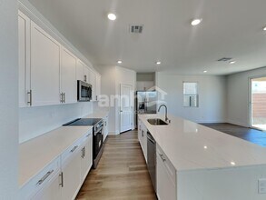 11089 Sanaco Ct in Las Vegas, NV - Foto de edificio - Building Photo