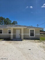 2419 Joe Ave S in Lehigh Acres, FL - Building Photo