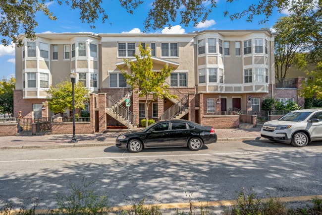 property at 509 N Market St