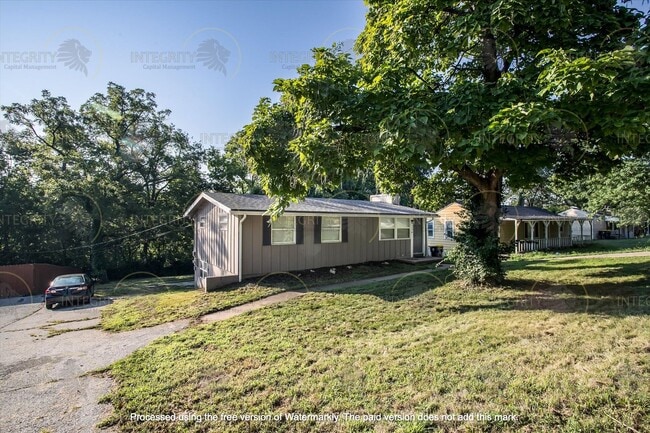 4809 Farley Ave in Kansas City, MO - Building Photo - Building Photo
