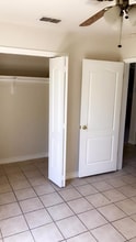 418 W Plum St in Laredo, TX - Building Photo - Building Photo