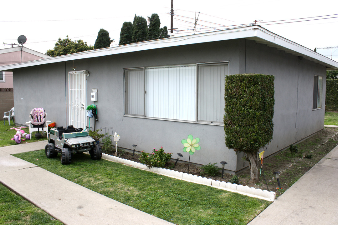 8681 La Salle St in Cypress, CA - Building Photo