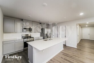 388 Hollingswood Dr in Statesville, NC - Building Photo - Building Photo