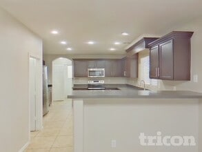 2810 S 65th Ave in Phoenix, AZ - Building Photo - Building Photo