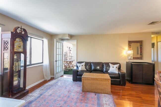 420 Jefferson St-Unit -4A in Hoboken, NJ - Building Photo - Building Photo