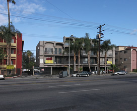 Sepulveda Apartments in Van Nuys, CA - Building Photo - Building Photo