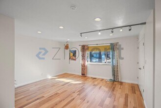 743 Shawnee Ln in San Jose, CA - Foto de edificio - Building Photo