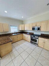 1233 NE 32nd St in Oakland Park, FL - Building Photo - Building Photo