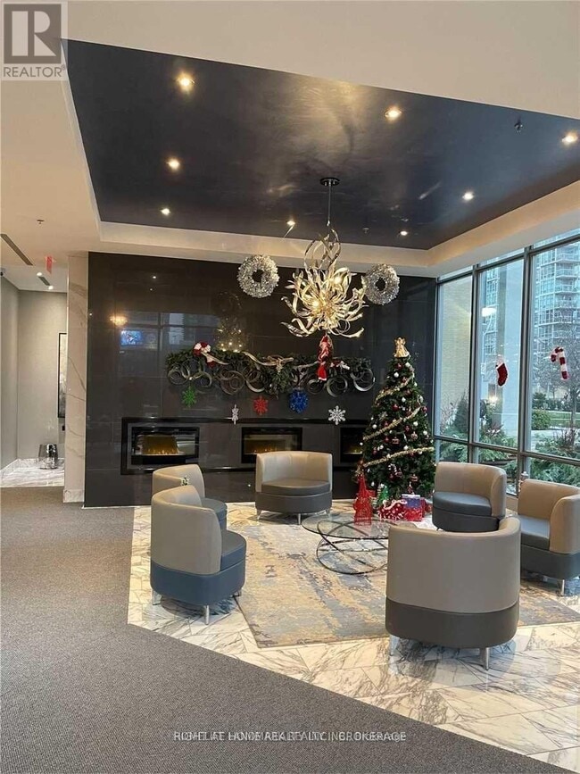 5 Mariner Terrace in Toronto, ON - Building Photo - Building Photo