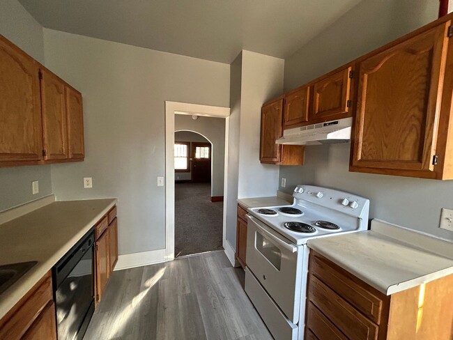 5115 Maple St in Omaha, NE - Building Photo - Building Photo