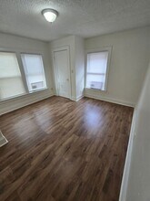 2555-2557-2557 Sullivant Ave in Columbus, OH - Building Photo - Building Photo