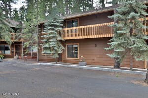 2594 Mustang Cir in Pinetop, AZ - Building Photo