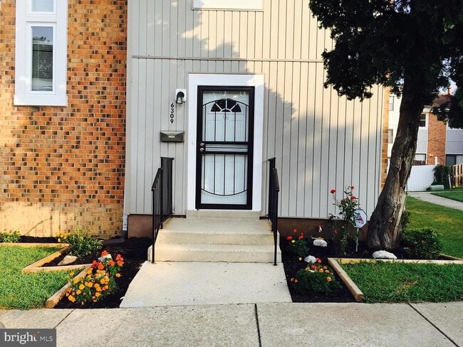 property at 6309 Arwen Ct