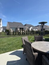 5052 High Park Hill Dr in Arrington, TN - Foto de edificio - Building Photo