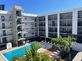 201 178th Dr in Sunny Isles Beach, FL - Building Photo