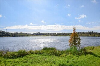 2488 Lake Woodberry Cir in Brandon, FL - Foto de edificio - Building Photo