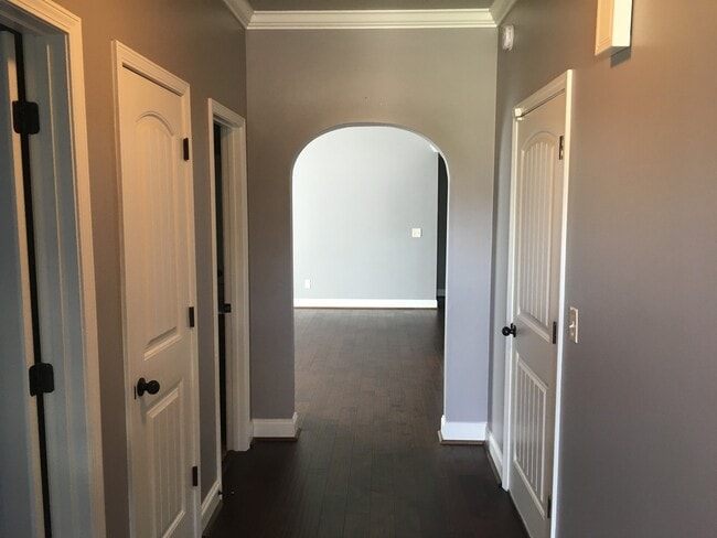 1094 Emerald Ridge Dr in Calera, AL - Building Photo - Building Photo