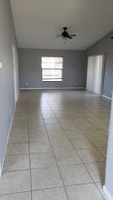 23 Ocean Breeze Cir in Ormond Beach, FL - Building Photo - Building Photo