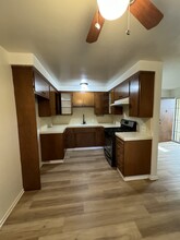 423 E Cedar Ave, Unit c in Burbank, CA - Building Photo - Building Photo