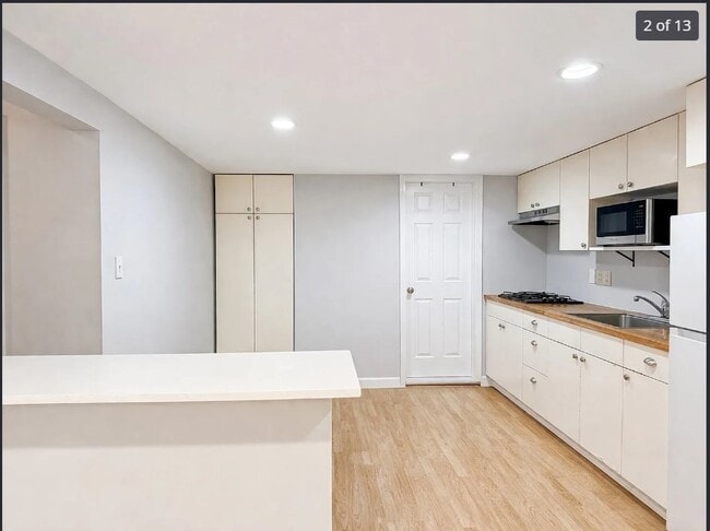 528 Bennington St in Boston, MA - Building Photo - Building Photo