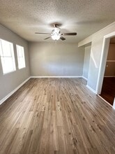 72 E 33rd St in San Angelo, TX - Building Photo - Building Photo