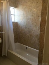 3438 SW 2nd St-Unit -0 in Miami, FL - Building Photo - Building Photo