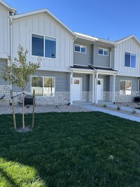 1908 E 1600 N in Spanish Fork, UT - Foto de edificio - Building Photo