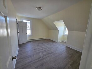 23 Babson St, Unit 2 in Boston, MA - Building Photo - Building Photo