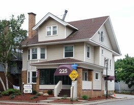 225 Alexander St in Rochester, NY - Building Photo