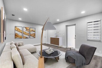 648 South Dr in Miami Springs, FL - Building Photo - Building Photo