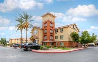 Furnished Studio-Phoenix - Midtown in Phoenix, AZ - Building Photo