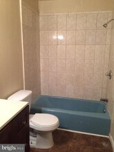 16649 Geddy Ct in Woodbridge, VA - Building Photo - Building Photo