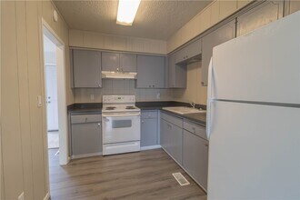 14 Britten Cir in Bella Vista, AR - Building Photo - Building Photo