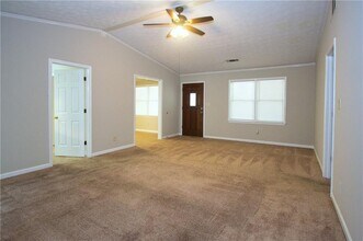 2421 Sherrie Ln SW in Conyers, GA - Building Photo - Building Photo
