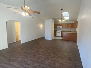 2065 Runabout Dr in Lake Havasu City, AZ - Building Photo - Building Photo